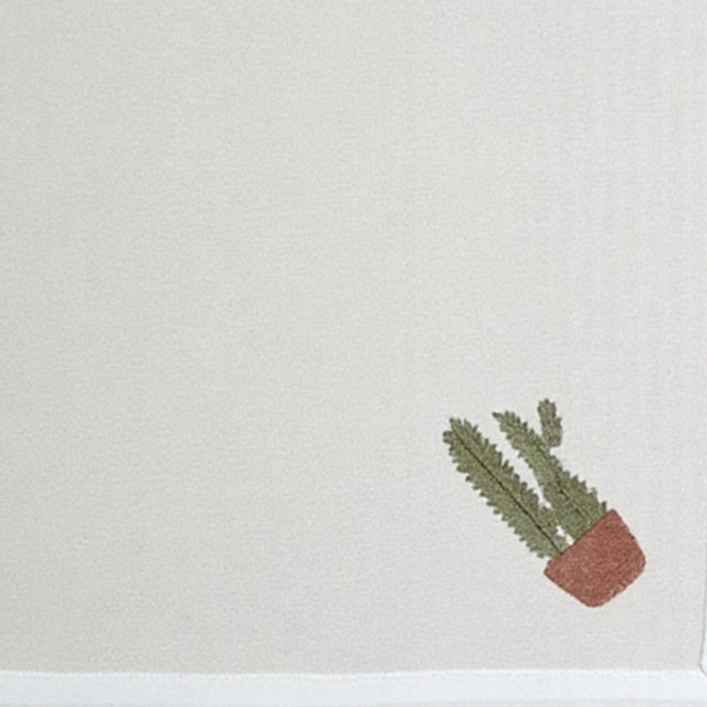 dinner napkin detail