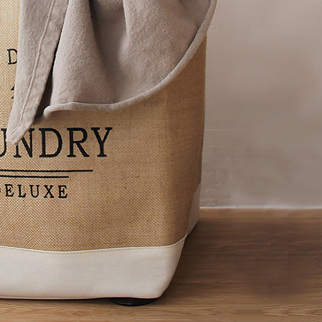 foldable-handheld-laundry-basket-close-up-05261