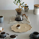 handwoven-oval-corn-husk-table-coaster-scene-06274
