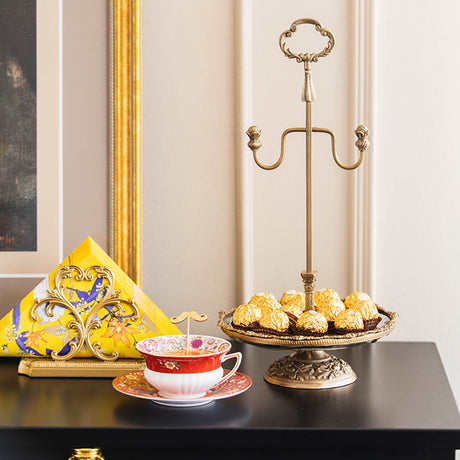 luxurious-brass-glass-display-tray-stand-chocolate-05271