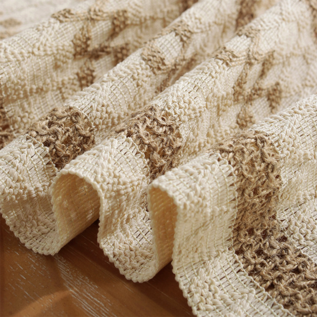 table runner details