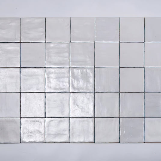  vintage-style-white-wall-tiles-close-up-0702