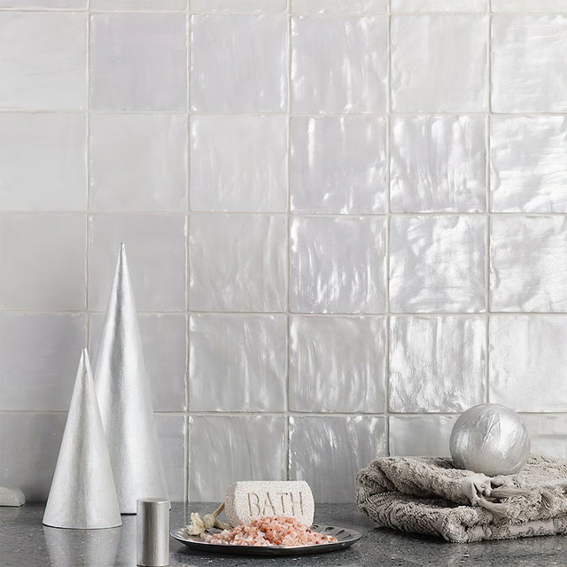  vintage-style-white-wall-tiles-close-up-07022